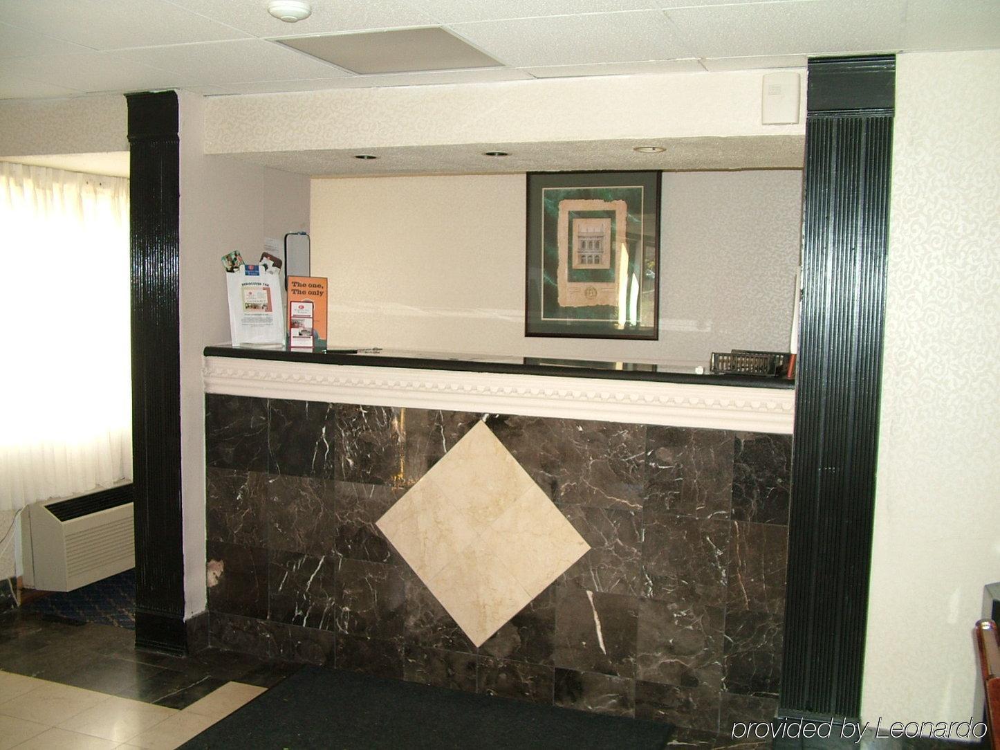 Regency Inn & Suites West Springfield Interior foto