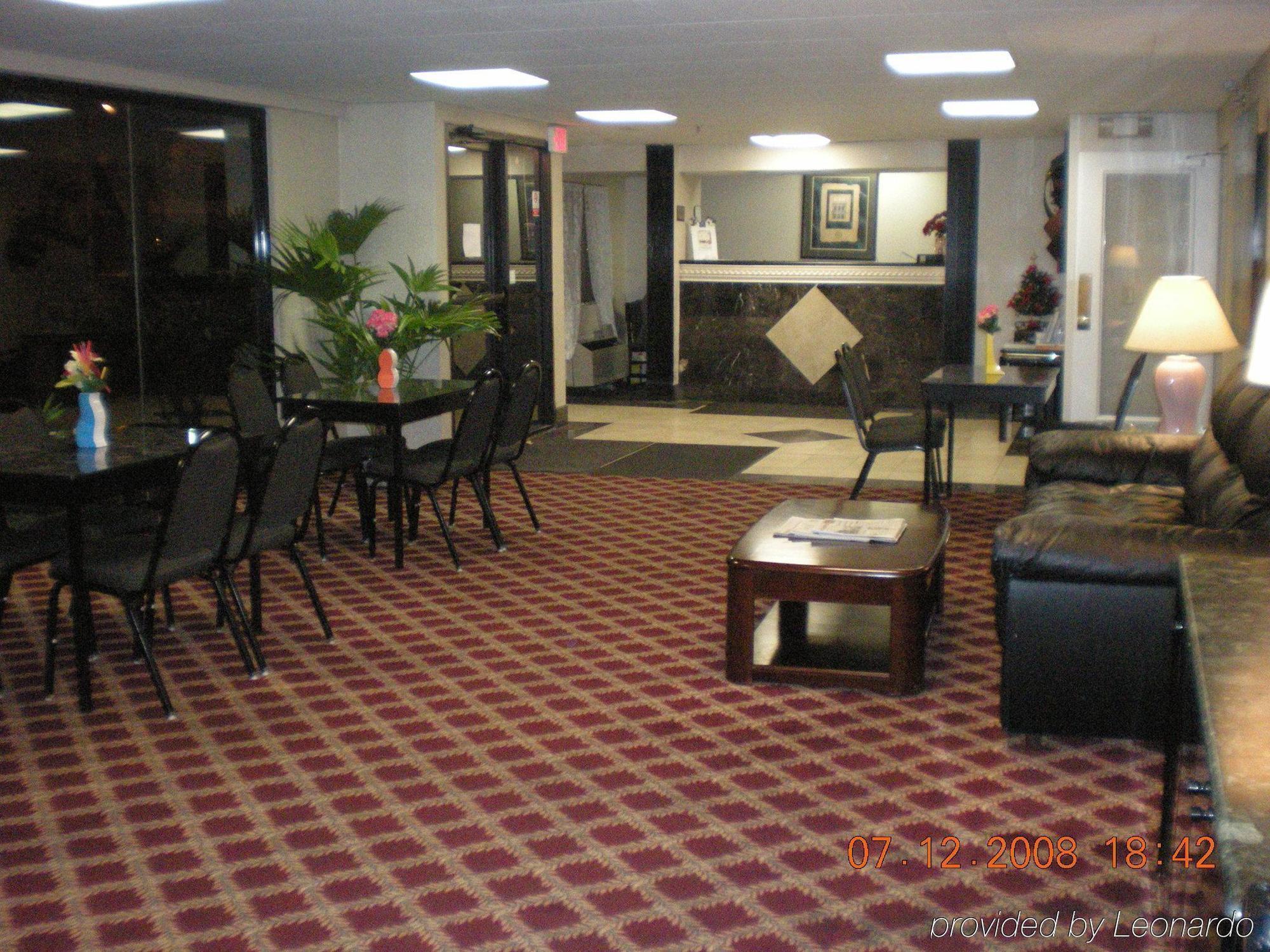 Regency Inn & Suites West Springfield Exterior foto