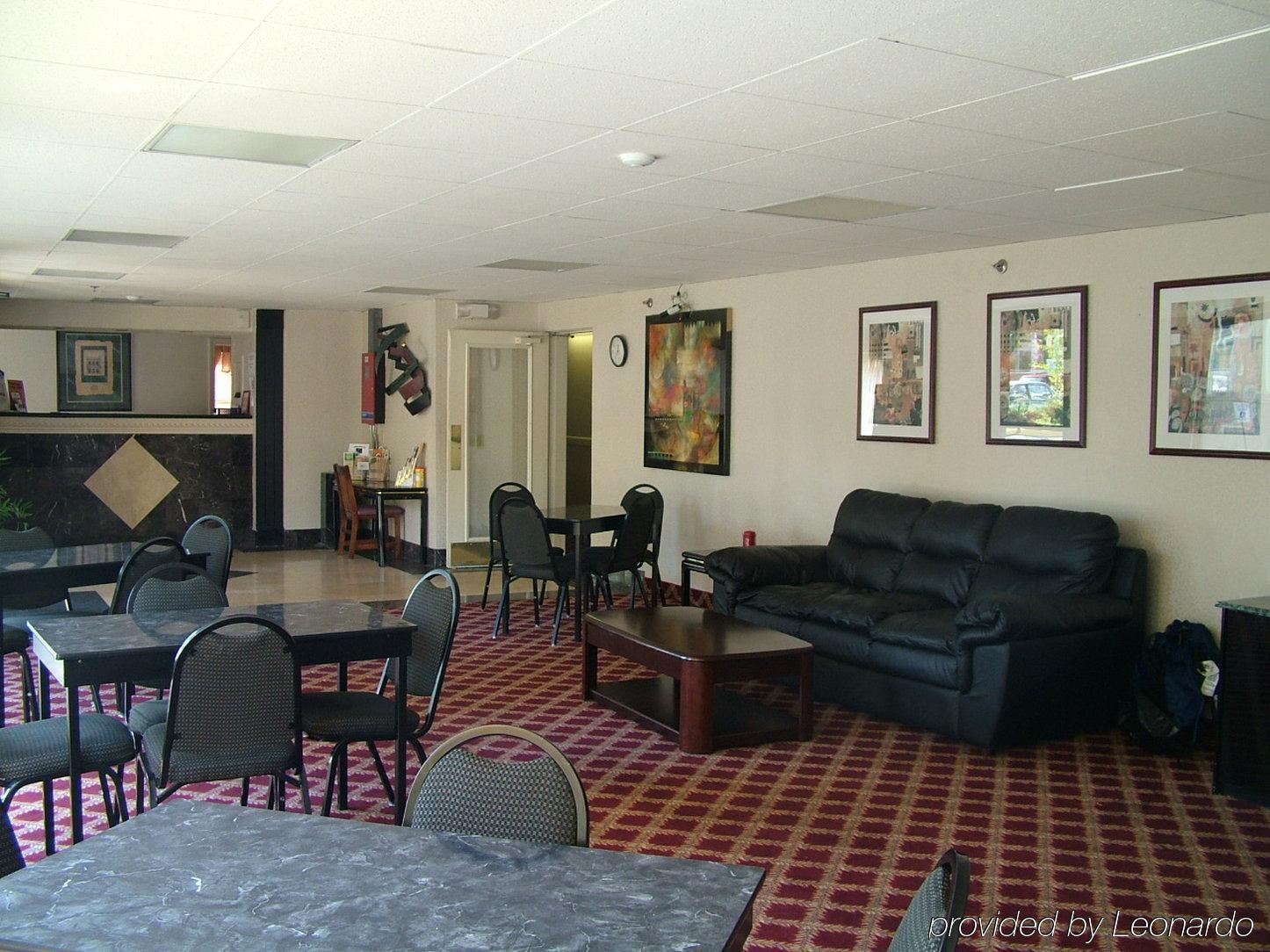 Regency Inn & Suites West Springfield Exterior foto